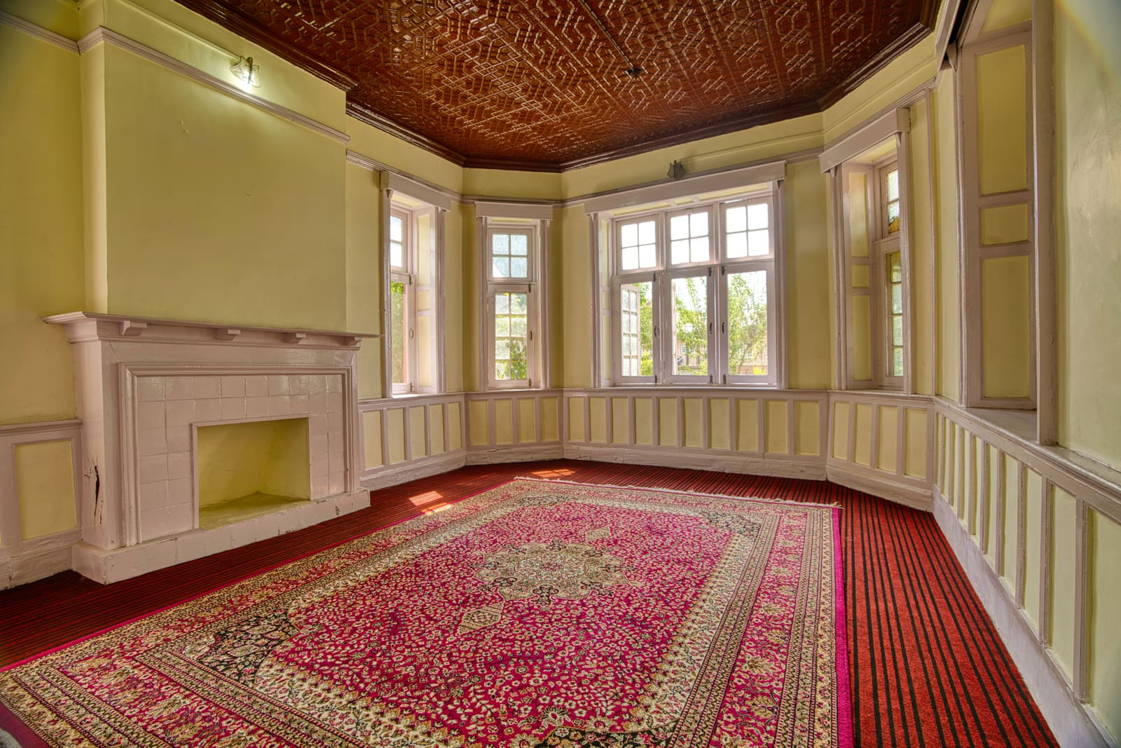 A Florentine Palazzo Reborn as Six Private Residences