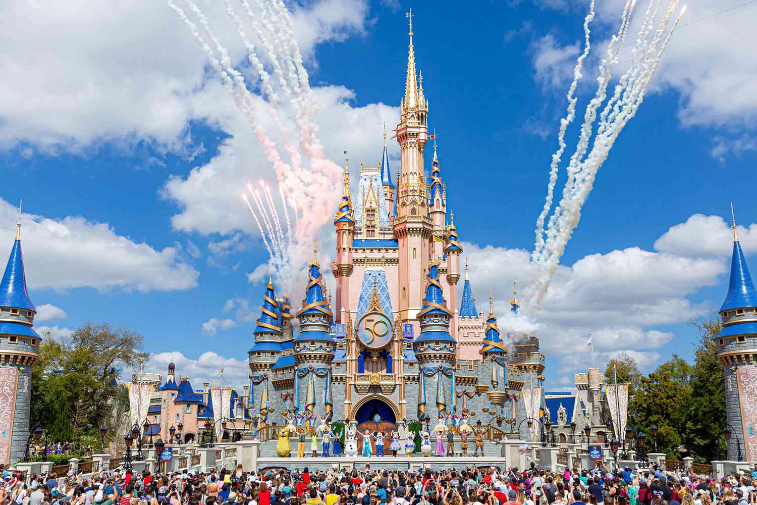 10 Best Destinations In The World For Family Travel