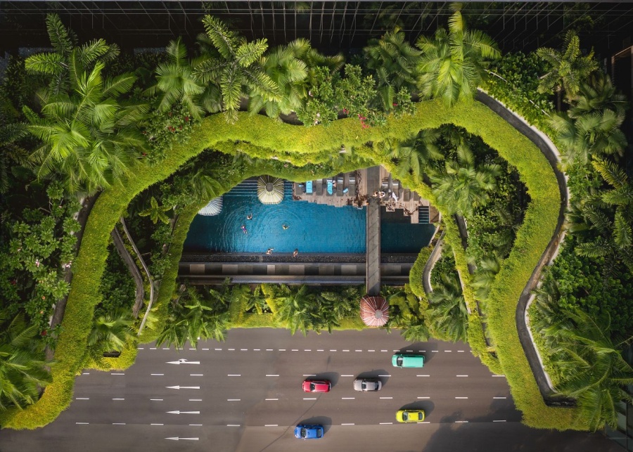 Where Garden Cities Meet Garden Hotels: Singapore's New Architecture of Sustainable Luxury