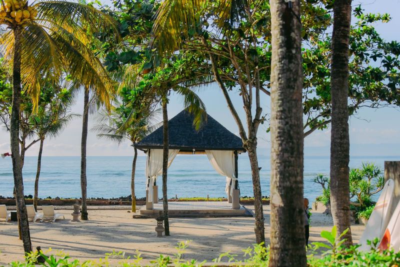 When Seminyak Lights Up: A Bali Resort's December Rituals