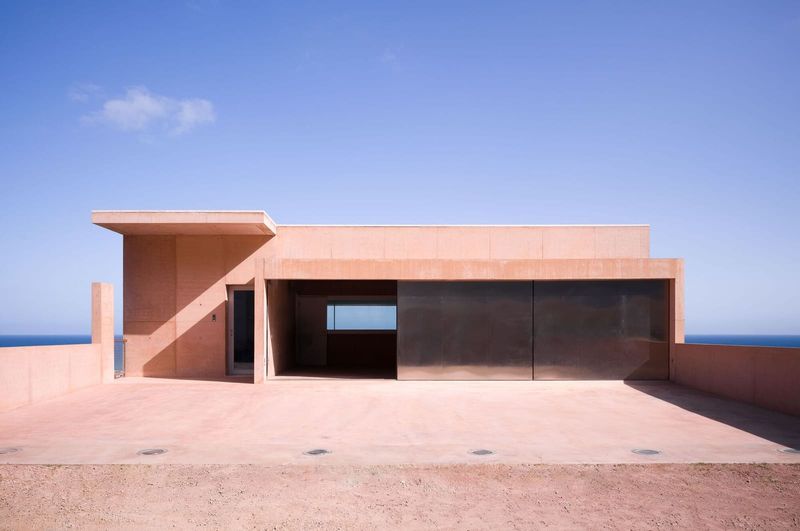How Álvaro Siza Shaped a Barcelona Villa Around Topography, Not Against It