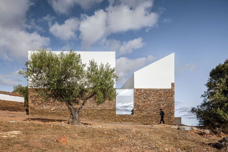 Between Walls and Olives: A Mortuary in the Portuguese Countryside