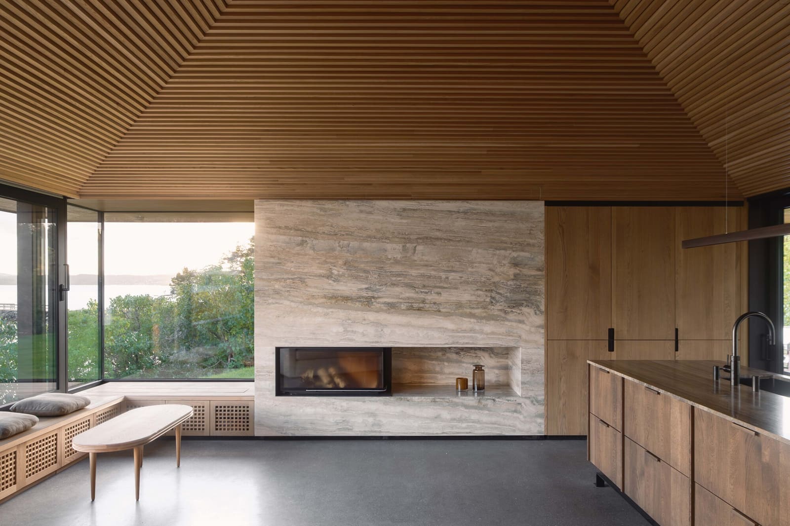 When Site Constraints Become Design Opportunity: A Norwegian Cabin on Protected Coastline