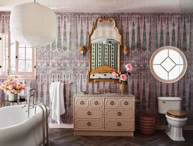 The Small Details That Separate a Functional Bathroom From a Designed One