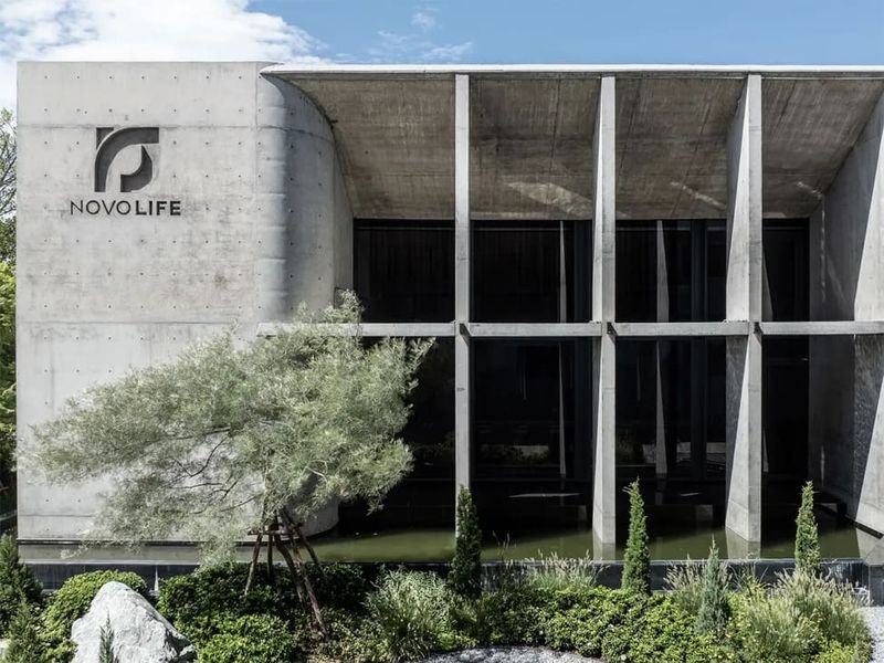 When Concrete Breathes: Studio Krubka's Courtyard Office for Novolife