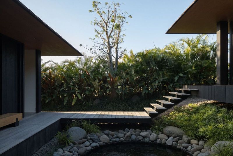 When Two Hearths Replace the Hallway: A Villa in Bali Built on Restoration
