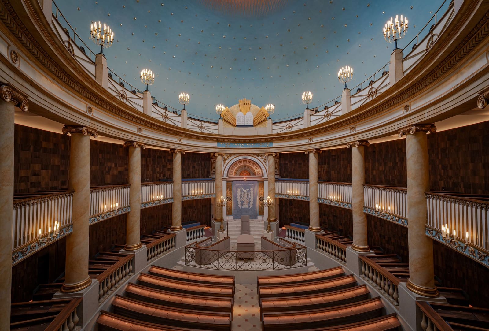 How Vienna's Oldest Synagogue Reconciles Heritage With Contemporary Use