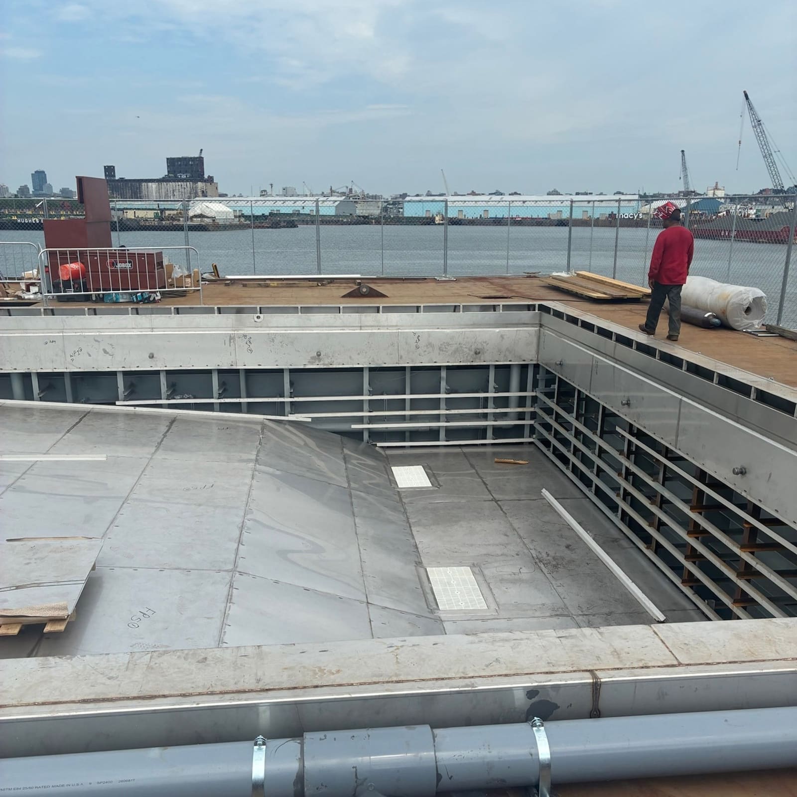 Testing the Limits of Urban Infrastructure: A Filtration Barge Takes Shape in Brooklyn