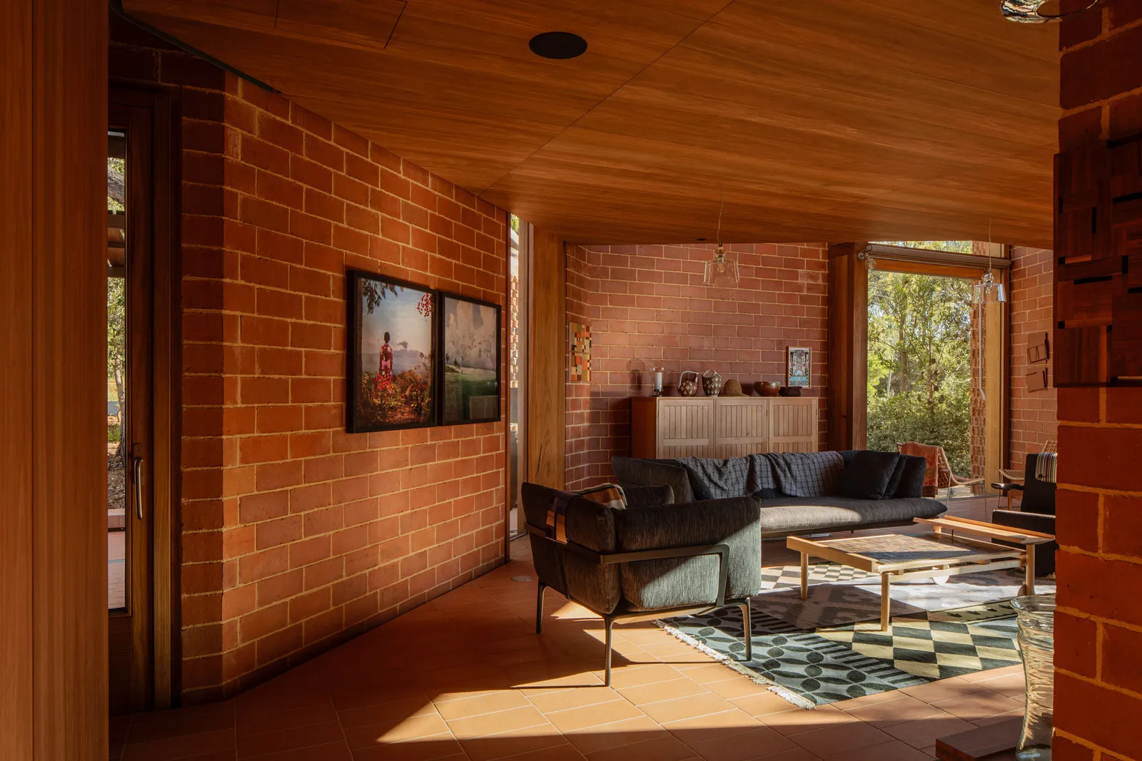 Top Picks - 10 Terracotta Living Rooms That Embrace Earthy Warmth