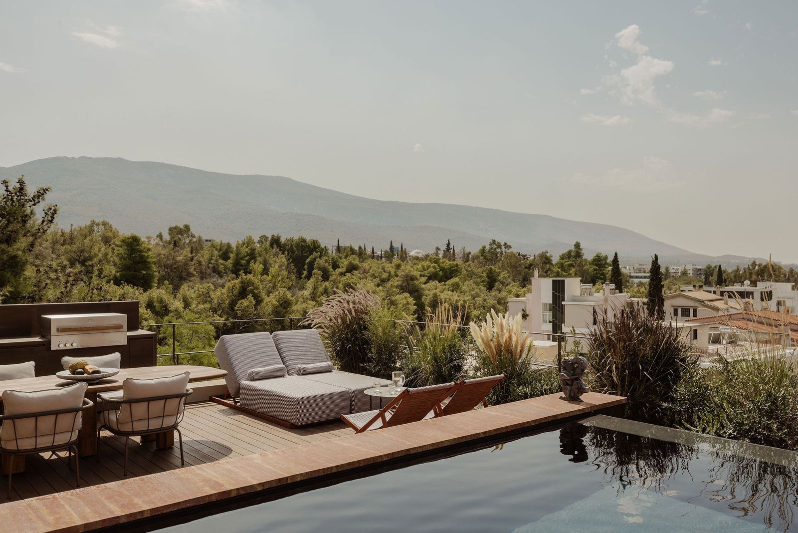 Lumen Residence: Block722’s Organic Luxury Penthouse Above Athens