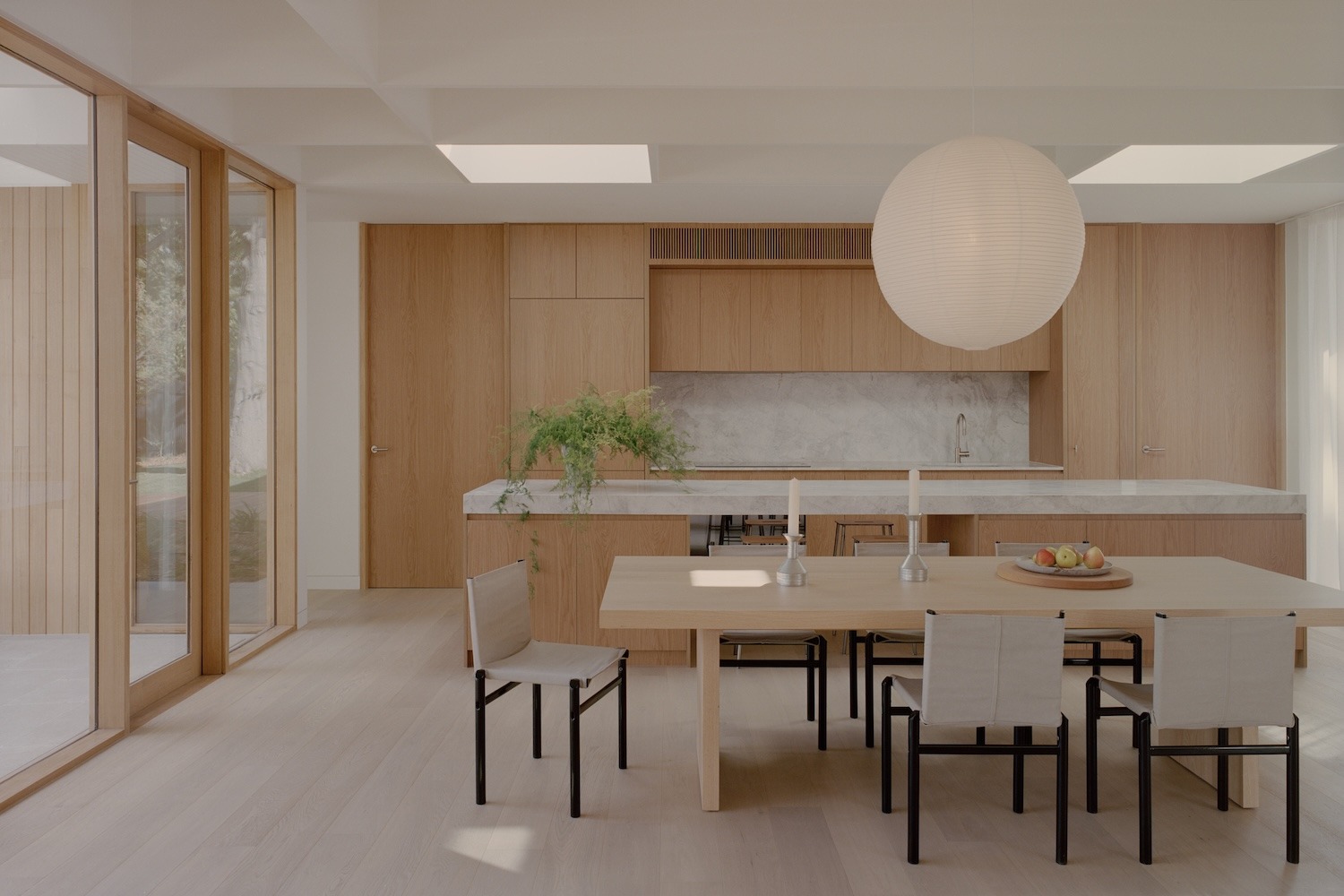 Mount Martha House II: A Coastal Home Shaped by Light, Privacy, and Quiet Continuity