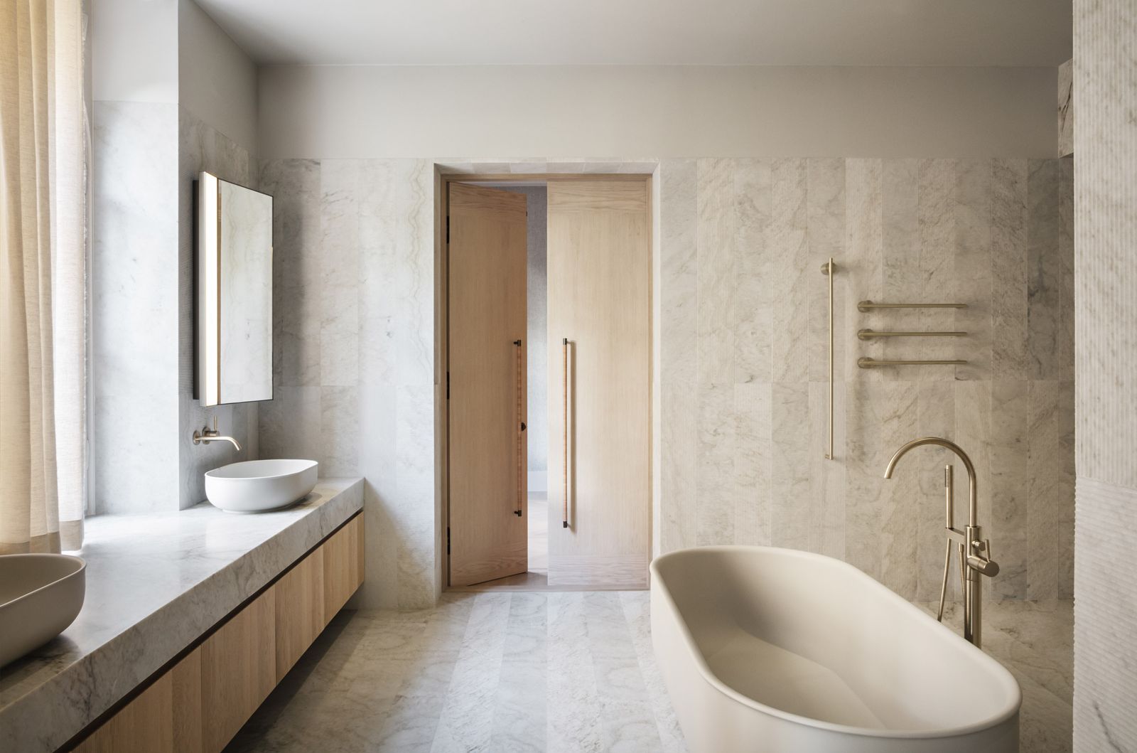 Top Picks - 6 Bathrooms Designed As Architectural Retreats