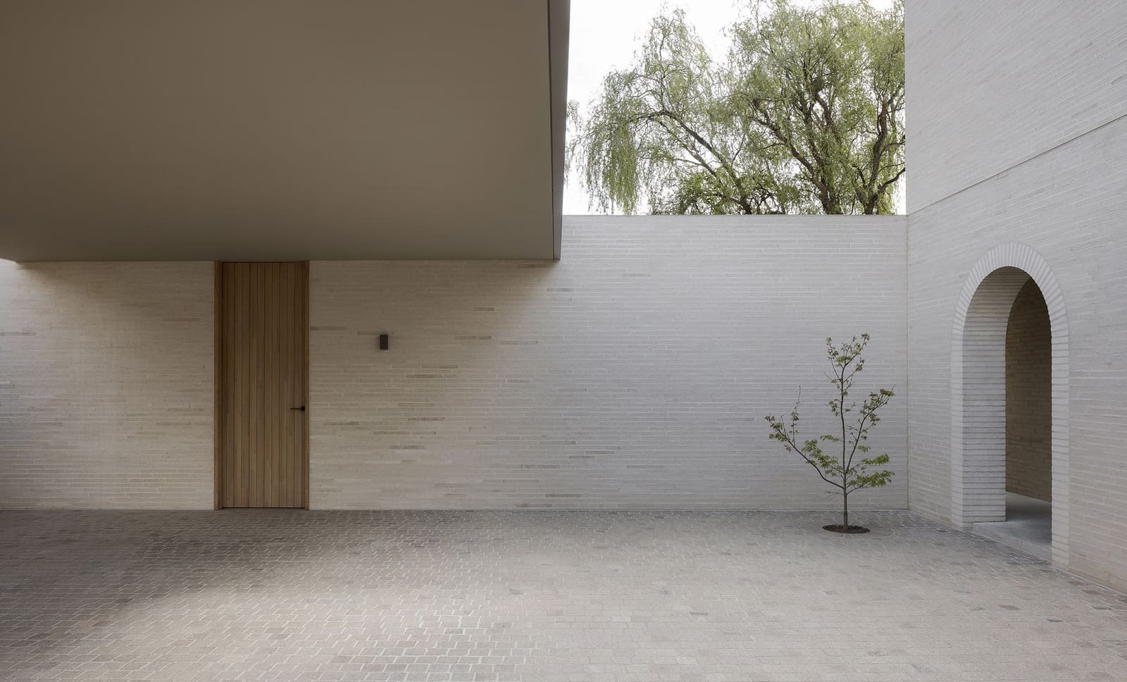 When Privacy Becomes the Plan: A Melbourne Residence Redefines Suburban Living
