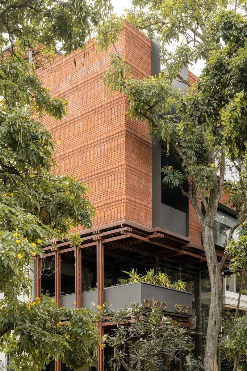 When Structure Becomes Storytelling: A Retail Project That Rethinks Urban Density