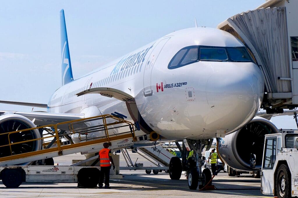 Air Transat Links London Gatwick with Ottawa for the First Time