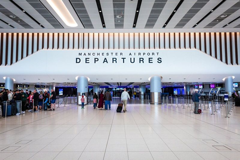 Birmingham to Manchester Airport Rail Link Returns After Decades