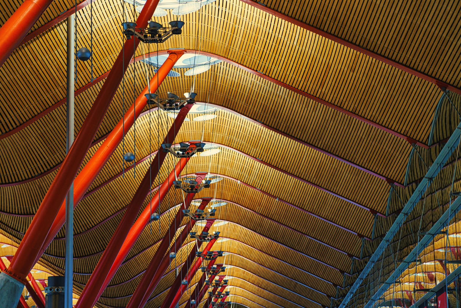 Brussels Airport Spends €25 Million to Overhaul Ageing Passenger Bridges