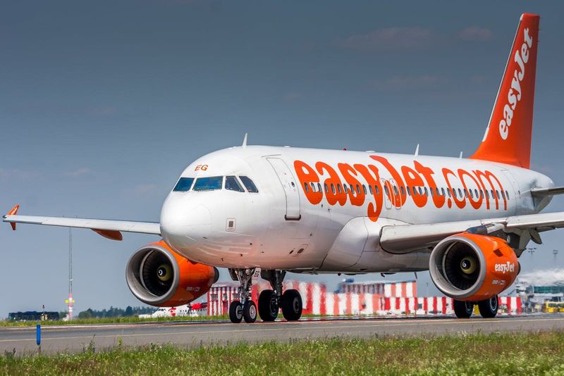 EasyJet Faces Strikes in Portugal as Crew Plan October and December Walkouts