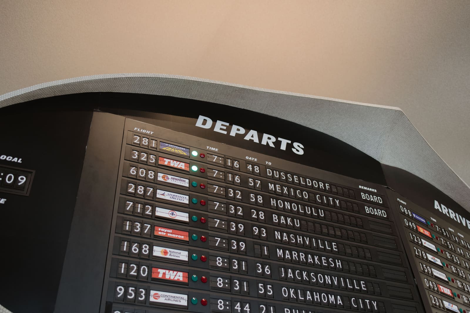 EasyJet Trims Winter Capacity as Fuel Costs Bite