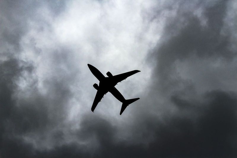 Flight Paths Diverge as Thirty Carriers Keep Russian Routes Open