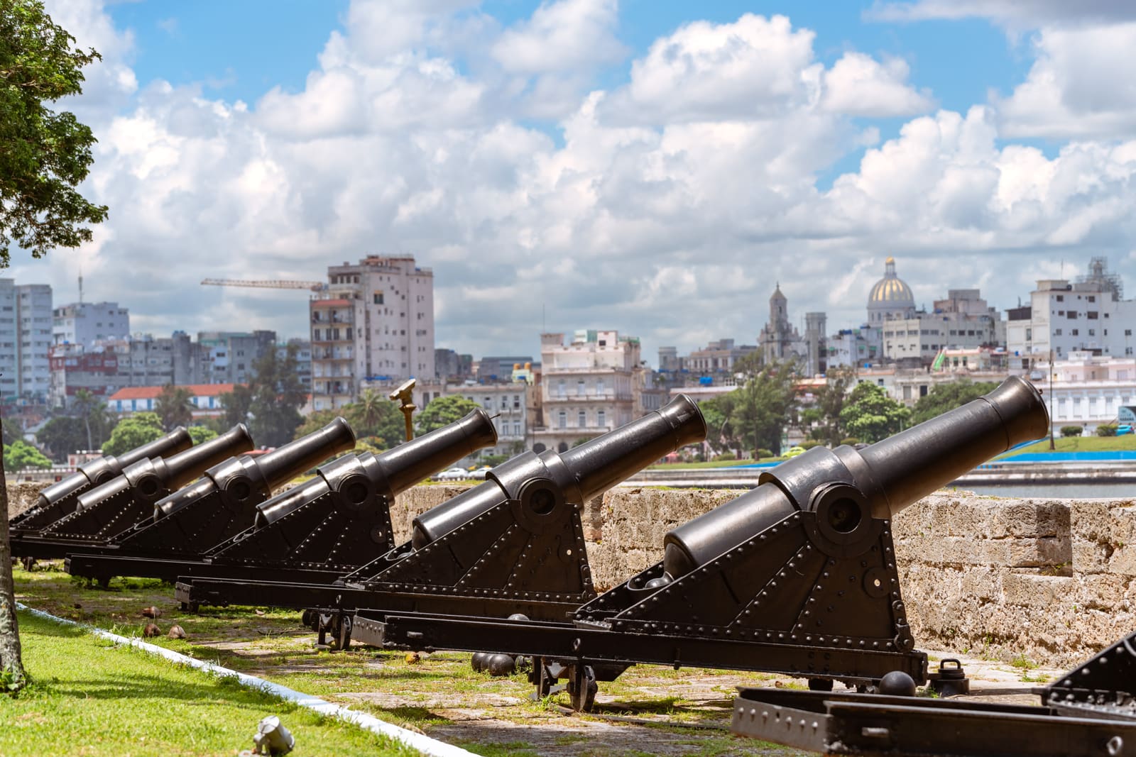 A Nightly Cannon Ceremony Brings 18th-Century Havana to Life