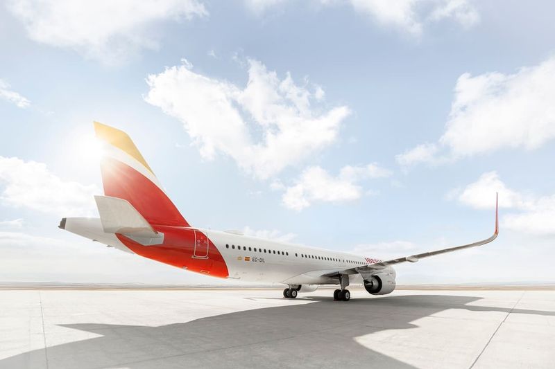 Iberia Plans Eclipse Flight Over Spain for Scientists and Livestream Viewers