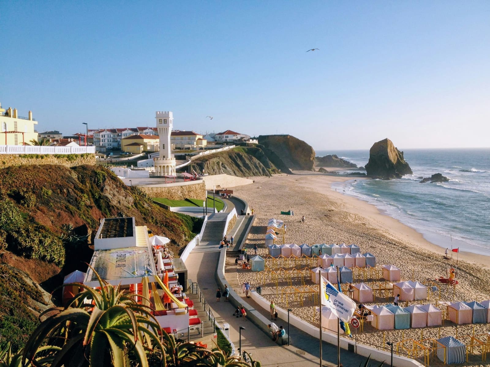 Portugal Rolls Out Beach Zone Maps to End Umbrella Confusion