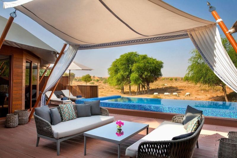Stays & Hotels · Dubai