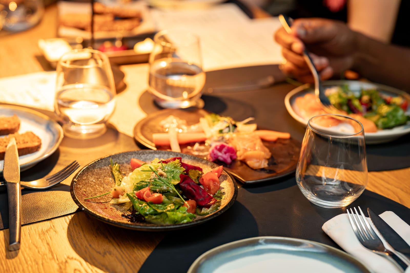 Ski Resorts Bet Big on Dining as Lift Tickets Push Three Hundred Dollars