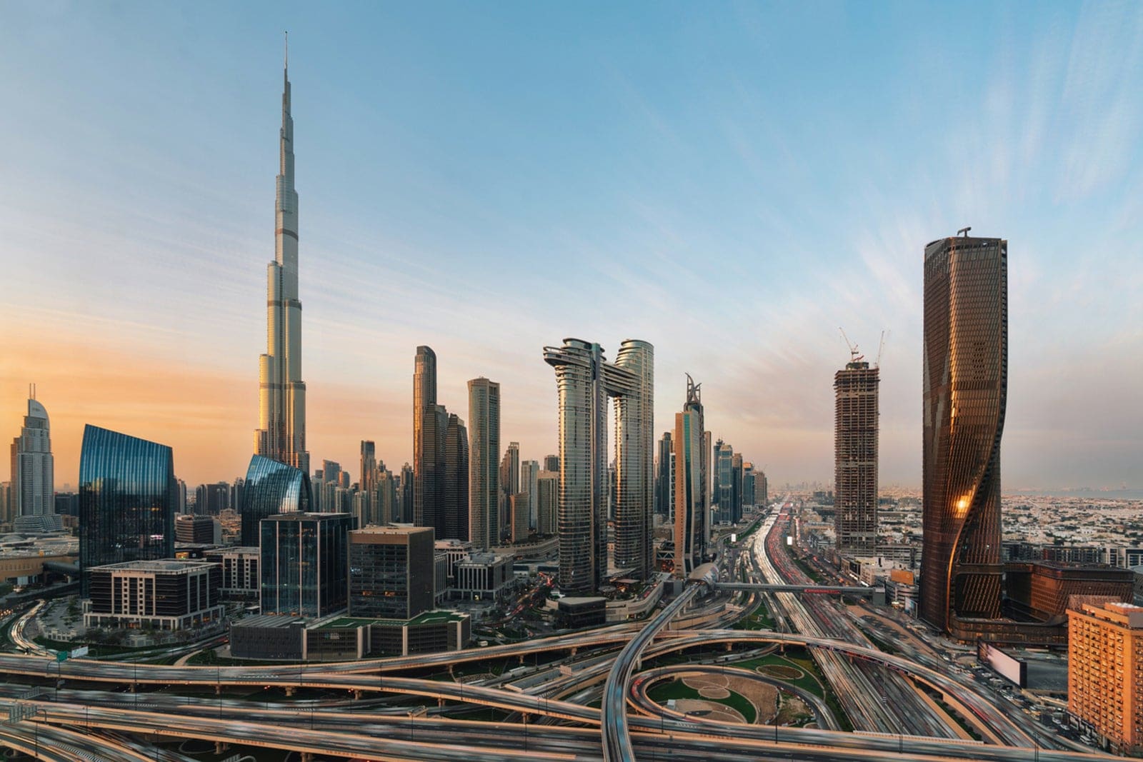 UAE Travel Resumes as UK Lifts Advisory Despite Regional Tensions