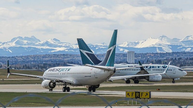 WestJet Cabin Crew Walk Out Over Unpaid Ground Hours